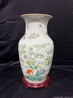 Full view of vase on stand