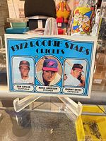 Front view of 1972 Topps Orioles Rookie Stars card on stand