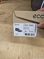 Box label showing ECCO brand, article number, size EU 36 US 5-5.5, shoe graphic