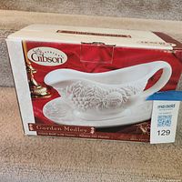Retail box showing Gibson Garden Medley gravy boat and saucer