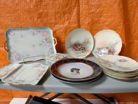 Lot overview showing all porcelain pieces together