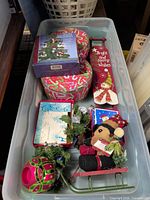 Overview of tote and contents