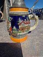 Side view showing alpine house relief and color scheme