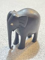 Front-left perspective of entire elephant figurine