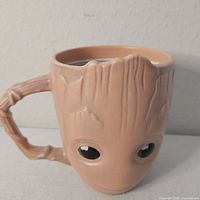 Front view showing Groot face detail