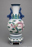 Full view of vase on stand