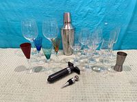 All items in lot grouped together