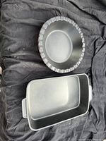 Interior view of both bakeware pieces