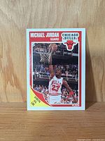 Front view of 1989 Fleer Michael Jordan #21 card