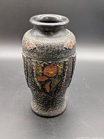 Full view of vase front