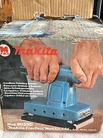 Makita 9035D sander retail box showing model and branding