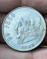 Obverse showing José María Morelos bust, denomination and date 1983