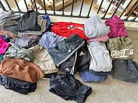 Overview of folded activewear items