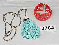 Necklace, bracelet, lot overview