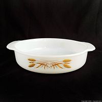 Side profile of cake pan showing Wheat decal