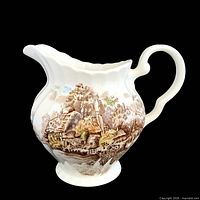 Side view showing pattern and handle