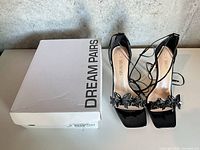 Shoes with original Dream Pairs box