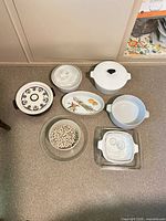Overview of all bakeware pieces laid out