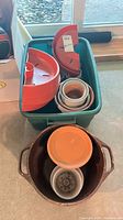 overview of tote with all planters visible