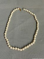 Full view of the cultured pearl choker
