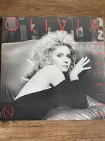 Front cover of Olivia Newton-John Soul Kiss LP