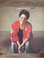 Front cover of Phoebe Snow “It Looks Like Snow” LP showing artist and title