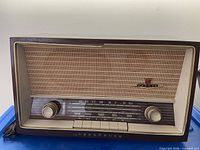 Front view of Nordmende Kadett C radio
