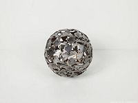 Full view of welded key sphere