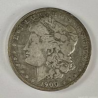 Obverse showing Liberty portrait and 1900 date