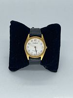 Front view showing entire watch