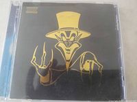 Front of jewel case showing gold ringmaster artwork