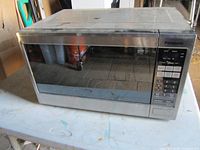 Front view of Panasonic microwave oven