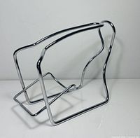 Front view of chrome wire cradle