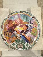 Front of Wizard of Oz collector plate showing full artwork
