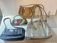 Overview of all five handbags