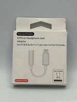 Front of retail box showing adapter type and compatibility