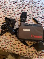 Overview of camera, flash, bag and accessories