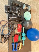 Overview of entire fitness set on mat