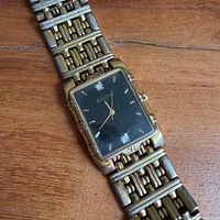 Front view showing dial, case and bracelet