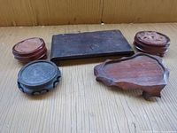 Five display stands laid out showing shapes and colors