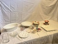 Full lot overview showing all porcelain and glass pieces