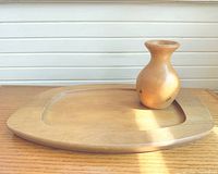 Tray and vase full view