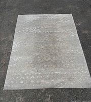 Full view of rug showing overall size, color and pattern