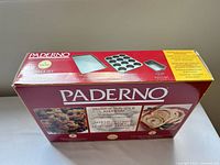 Front of sealed Paderno bakeware set box