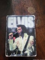 Front of Elvis Presley playing card box