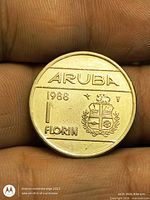 Reverse of coin showing ARUBA 1988 1 Florin and coat of arms