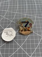 Full pin on grid background