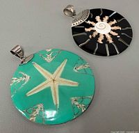 Both pendants front view