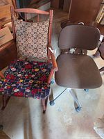 Both chairs side by side showing overall appearance
