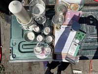 Overview of kit components, holders and candles